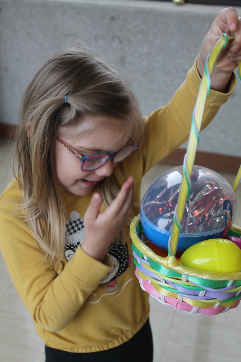 KSBWildcats's tweet photo. KSB elementary students enjoyed an Easter egg hunt this afternoon! https://t.co/CpOXv3cokr
