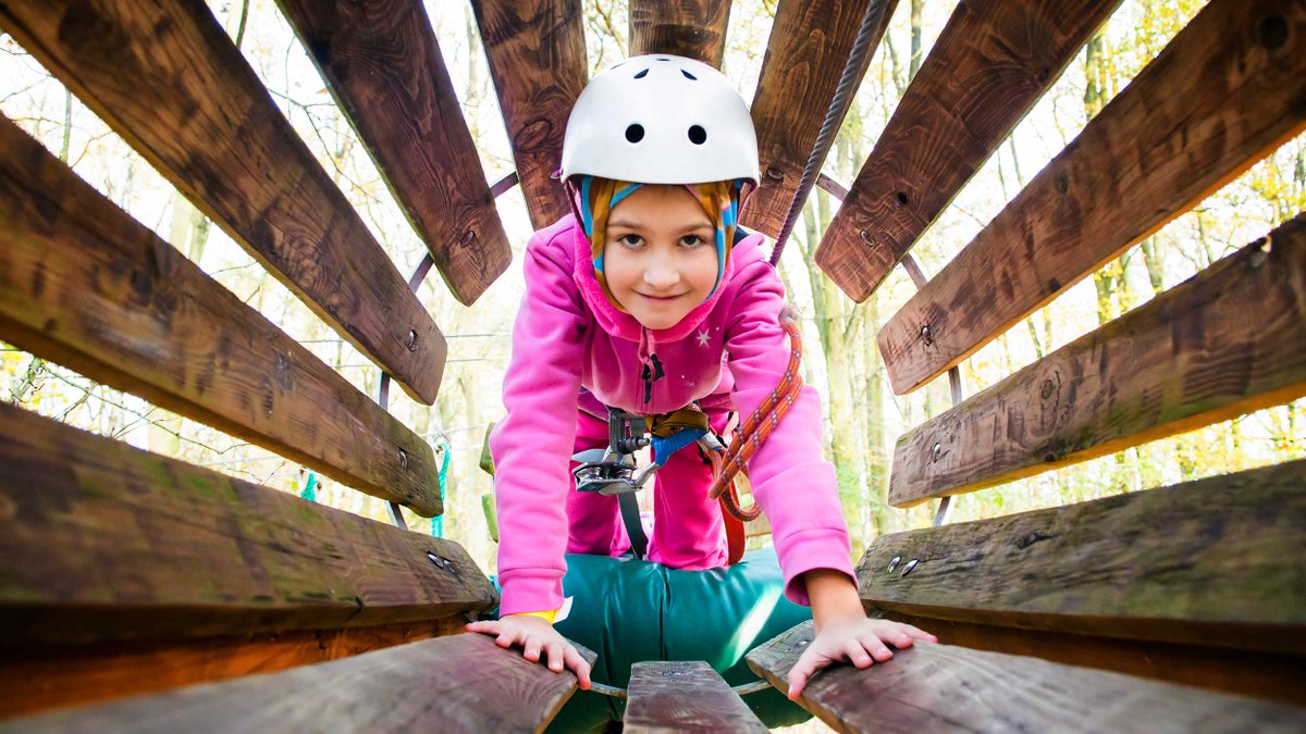 We know how beneficial educational visits and outdoor activity centre trips can be to children's development and wellbeing.
 
🚌 UK non-residential visits can restart no earlier than 12 April
🛏️ Residential visits from no earlier than 17 May

👉gov.uk/government/pub…