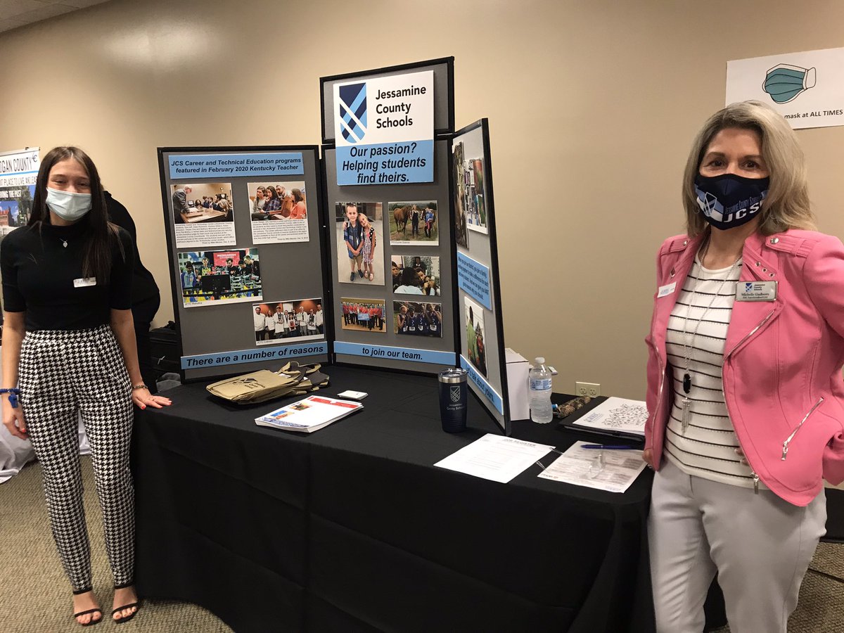 GRRECKY's tweet photo. Starting the afternoon session - @GRRECKY &amp; @WKUCEBS 2021 Job Fair!! 👍
#TopperTeacherCandidates https://t.co/IF9qMSjY14
