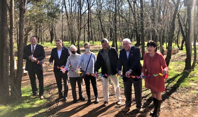 Glenn Jacobs (@glennjacobstn) on Twitter photo Thrilled to cut the ribbon, officially opening Collier Preserve! Thanks to <a href="/LegacyParks/">LegacyParks</a> and huge thanks to the Collier family! Thrilled to cut the ribbon, officially opening Collier Preserve! Thanks to <a href="/LegacyParks/">LegacyParks</a> and huge thanks to the Collier family!