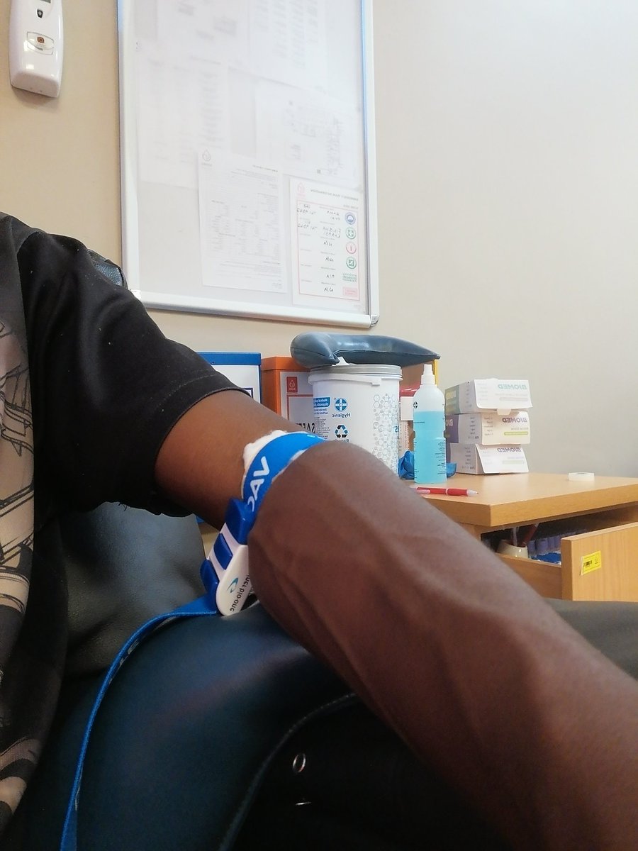 Pontsaudio's tweet photo. Your blood saves lives. My 23rd donation. @theSANBS #SANBS https://t.co/v7BAwKfDJz