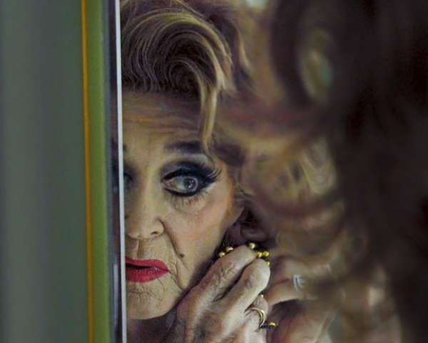 Smithyshere's tweet photo. In #queerhistory &amp; before #DragRace many amazing, brave lives left no record, but thanks to Reno’s letters &amp; detective work of directors #MichaelSeligman &amp; @jentiexiera, #dragqueens of #1950s are revealed in #PSBurnThisLetterPlease in all their fabulousness @psbtlp @BFIFlare 🏳️‍🌈 https://t.co/Z9tH2SsC15
