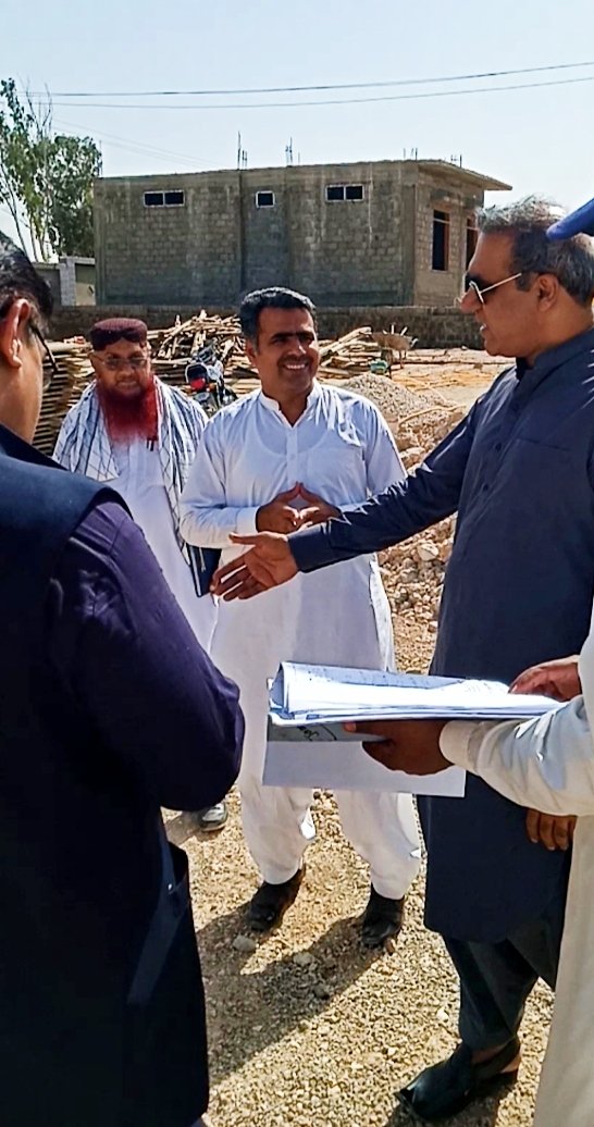 dg_prsindh's tweet photo. 1/3:Secretary Information Rafique Ahmed Buriro while  inspecting construction work of the District Information Office Jamshoro issued directions to expedite pace of work. 
Extensive reforms in accordance with the requirements of the modern era have been planned,he added. https://t.co/xCzGCUaiU8