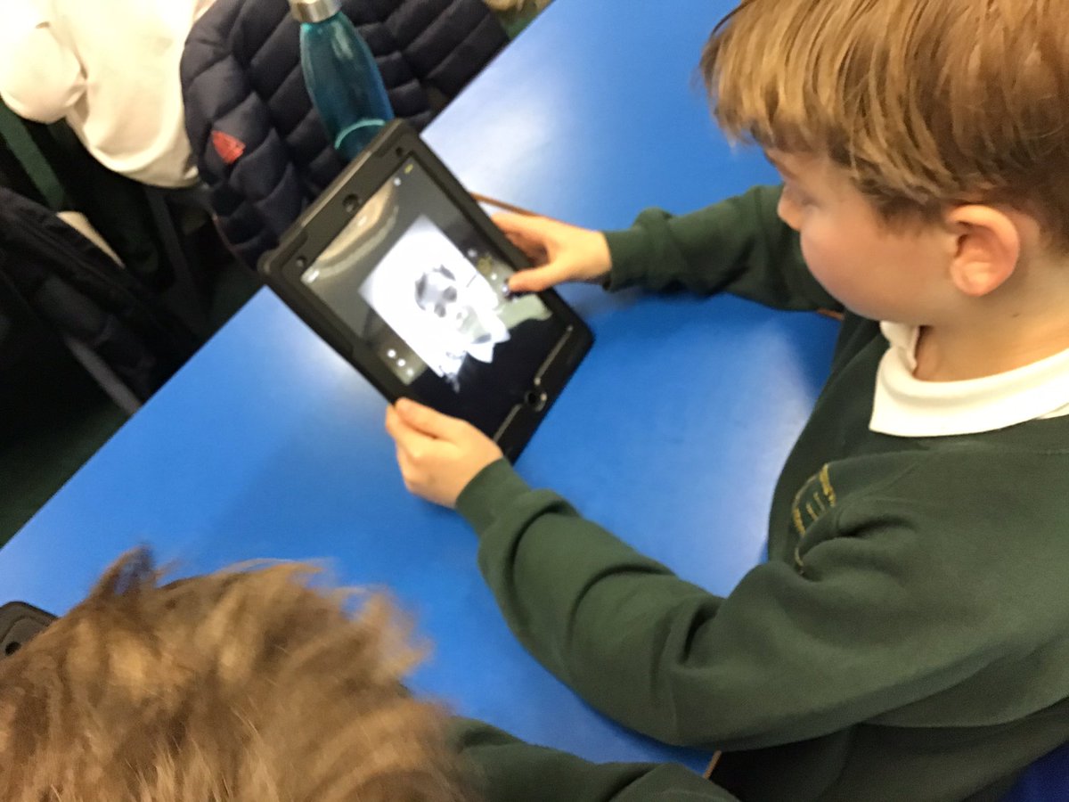 BGDigitalLead's tweet photo. Today year 5 did computing and learnt how too edit and code on photos and swift playgrounds https://t.co/L1iIFjTyrT
