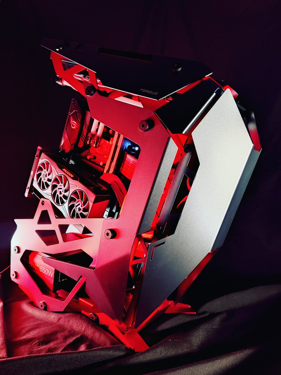 T3chspace's tweet photo. ¡Os prometo que no os va a dejar indiferentes! @AMD @AMDRyzen @AMD_Espana @antec
https://t.co/1rTTzaxBsm https://t.co/ZVx4yITXxW