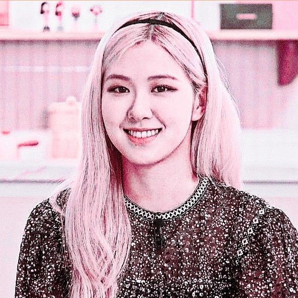 Vᥱrᥣᥡᥢᥢ tweet media