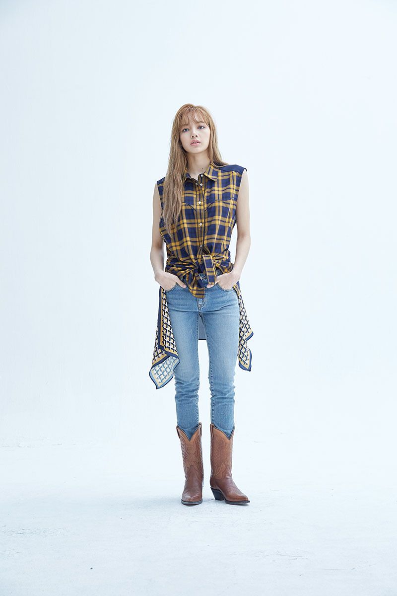 Lisa97171's tweet photo. Bias kami yang sangat mengagumkan
Tetaplah bersinar terang
Menjadi inspirasi bagi milyaran orang

#TheLalisaDay
#OurGemLalisaDay
#리사가_걷는길은_삼월처럼_따뜻하길
HAPPY BIRTHDAY LISA https://t.co/r5ty7MWUQ7