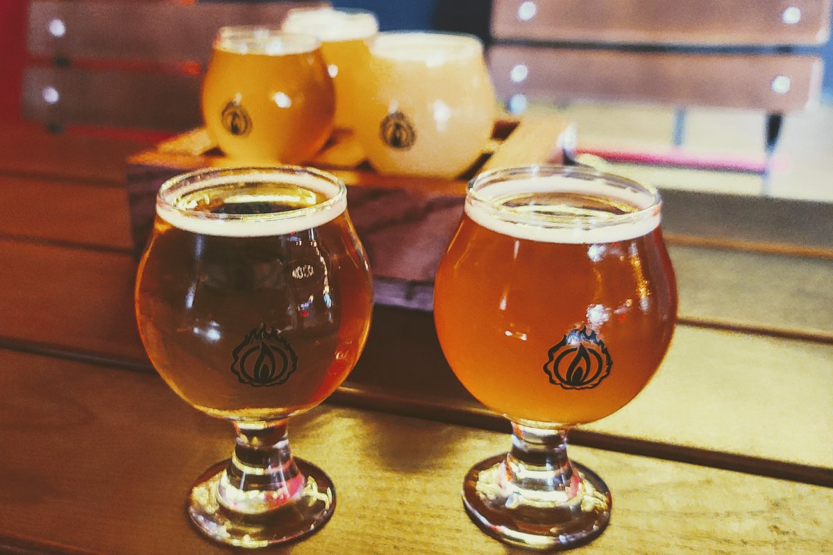 I enjoyed a great afternoon of (almost normal-ish) adventure with @connolap yesterday. Our mission was to visit four "new-to-us" breweries in Southern Maine. 

Lead📷: <a href="/ActiveBeerGeek/">activebeergeek</a>