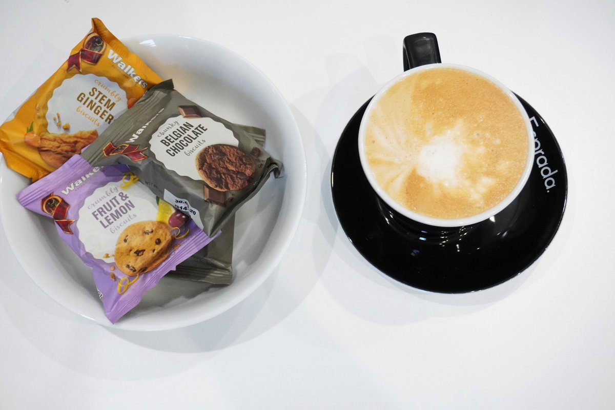 EspradaUK's tweet photo. Perfect afternoon treat!☕

#coffee #sussexcoffee #coffeemachines #esprada #officecoffee #sussexcoffee #londoncoffee https://t.co/3I0eCIa72k