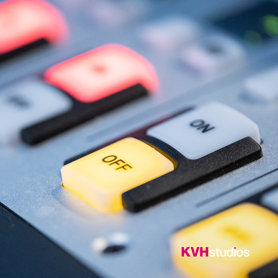 IMS__Studios's tweet photo. The best place to hear about a deal is when it’s in arms reach! Let customers know of deals and offers In-Store while your customers ARE In-Store! Get in touch to learn more about In-Store radio & messaging.
#KVHstudios #InStoreRadio #InStoreMessaging #Retail #InStore #ShopMusic https://t.co/iAKT84snEC