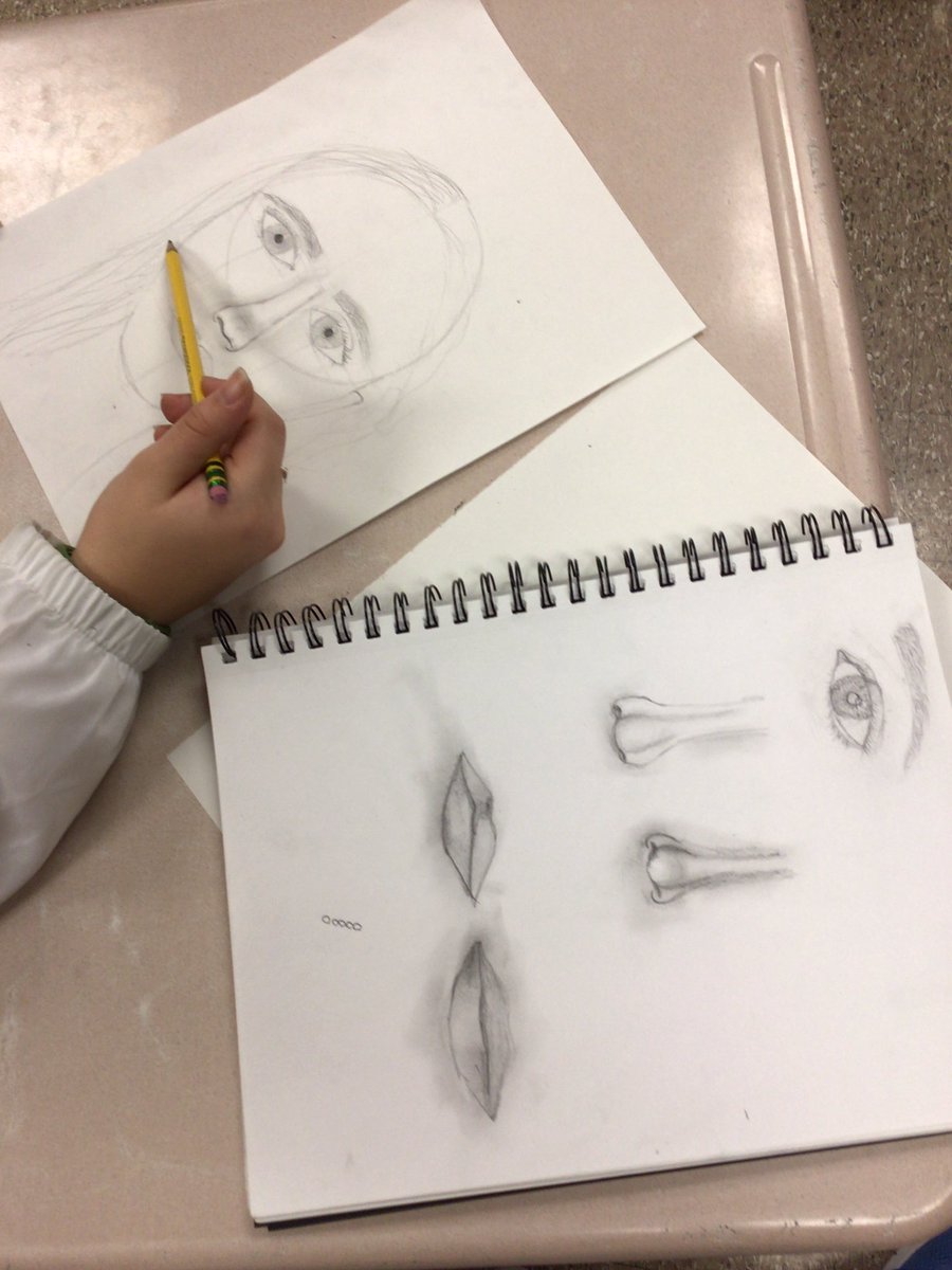 CavacoArt's tweet photo. 8th grade is tackling the technical drawing and anatomy of the face! @PmsPatriots @psd_ri @riaea @FabPms @kenworthy_tom @ViveirosLiz https://t.co/KZ7Qdo6u1s