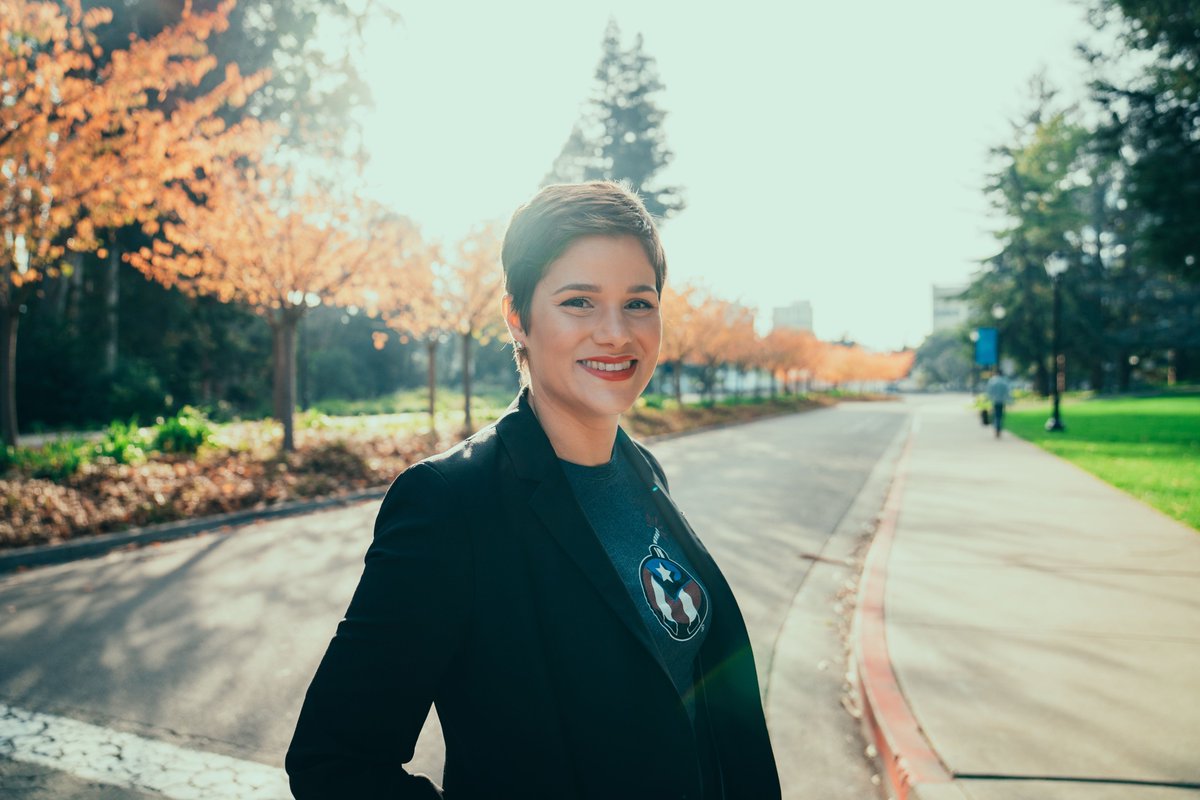 scicommtrainers's tweet photo. On 4/9 at 2PM ET @moefeliu will share the strategies, processes, and lessons learned used to create #AquíNosCuidamos a model for inclusive &amp; community-centered engagement that can be applied to other urgent science topics. DM for registration details! #SciComm   @Institute4Learn https://t.co/B1Qe47oIbl