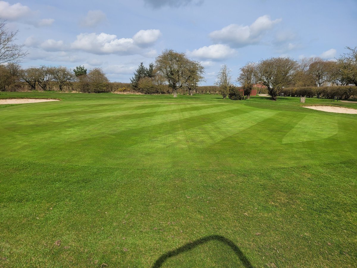 bashs_tweets's tweet photo. See you Monday!
💪⛳
#Greenkeeping #LoveTurf #GolfIsBack https://t.co/gN0QJex7kD