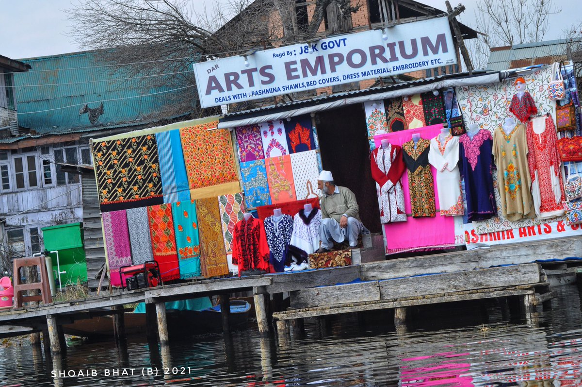 Shoaibbhat244's tweet photo. Kashmiri Arts Emporium Shop In Floating Market In Dal lake Srinagar
#photographysouls #photooftheday #photogallerywall #photogarpher #dallake #floatmagazine #marketing #jktourismofficial #captivatingkashmir #indianphotography https://t.co/nigA7rvcAB