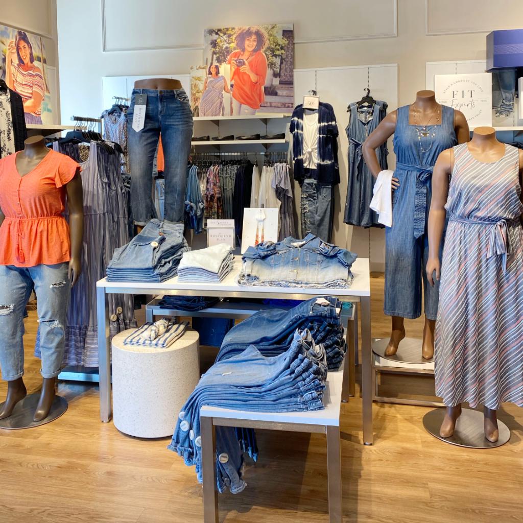 lanebryant's tweet image. Ready to spring-ify your wardrobe? Come 🌸on 🌺in 🌼Our brightest &amp;amp; breeziest are waiting just for you!
#SpringOOTD #SpringLook