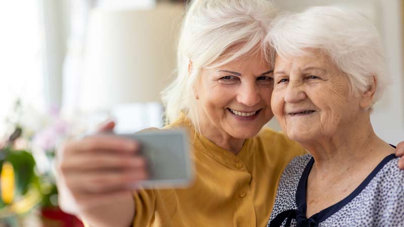 Family and friend caregivers are a priority for vaccines. Here's how to get access. trellisconnects.org/family-caregiv…