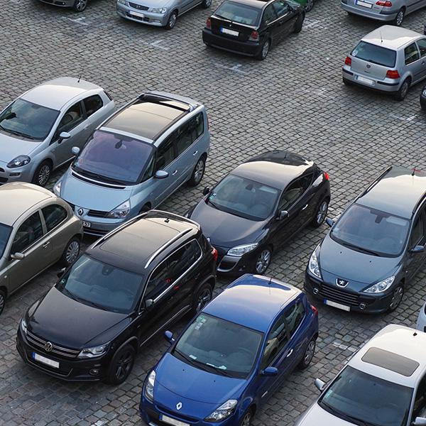 Radio24_news's tweet photo. Il mercato della mobilità si allarga a nuovi operatori, come #MovyOn, mentre l’intera filiera si interroga sul futuro degli #incentivi.  #StradeeMotori di @maxdedonato alle 22 su #Radio24 https://t.co/XKIGM47qHZ https://t.co/AMIqtdr88G