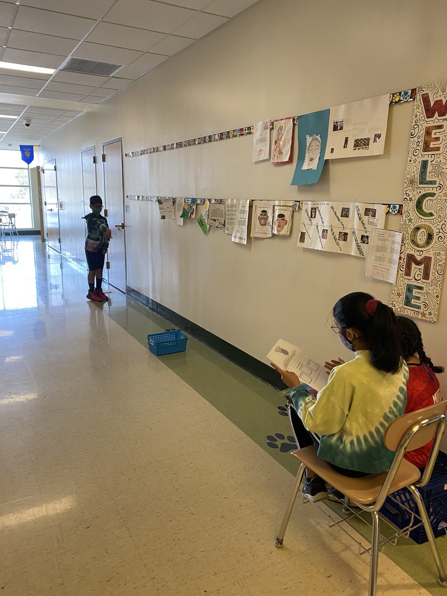 MSmithclass1's tweet photo. We are playing paper ball basketball in math in class and in breakout rooms at home. We converted our baskets and missed baskets into fractions, decimals and percentages. #MarchMadnessMath @LMTSD_PRES https://t.co/wmG6HXiOdE