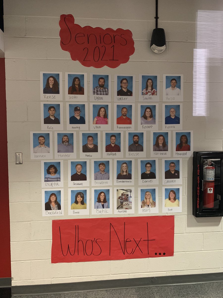 Jocelyn_NTHC's tweet photo. Watch ya back! #Seniors2021 @NewTechCoppell @SteffanyBatik @MsRaheelaShaikh https://t.co/nDDan6vcTo
