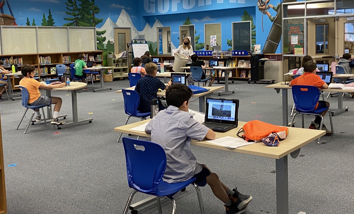 GoforthLibrary's tweet photo. Our new furniture has really turned our library into a user friendly learning space for so many kiddos this year. Thanks again, ⁦@GoforthPTA⁩ !
⁦@CCISDLibrary⁩ 
⁦@ExploreGoforth⁩ https://t.co/QtM5oZKI4b