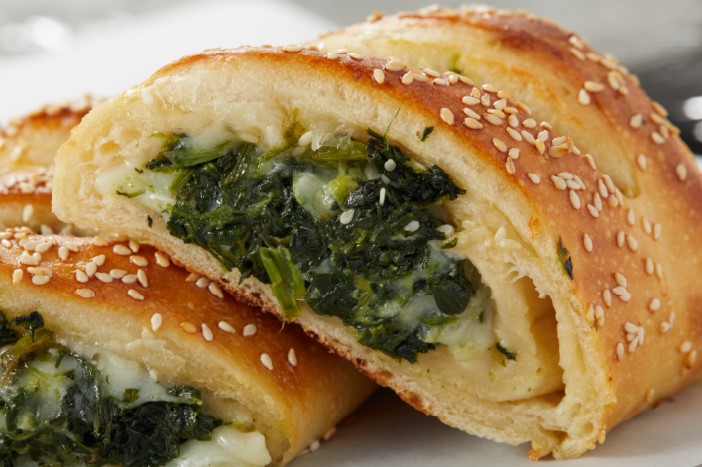 Sbarro Finally Nationalspinachday For This Gem Who S Celebrating Sbarro Stromboli T Co Aqcuvbcfd7 Twitter