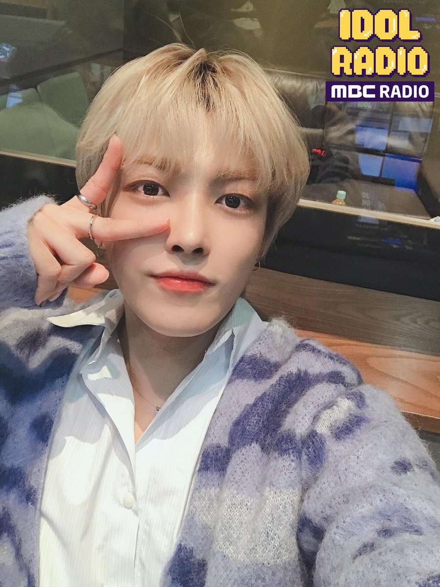 timeto_KHJ's tweet photo. [200327] idolradiokorea

#에이티즈 #ATEEZ #홍중 #hongjoong https://t.co/NnqrBpffL8
