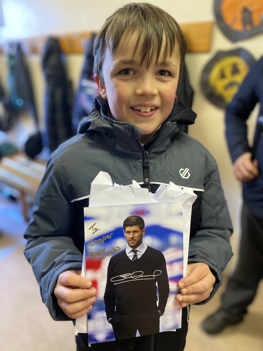 CarmunnockPS's tweet photo. P6 wrote letters during literacy and sent them to their hero’s.  
Delighted for this P6 with his signed picture from @RangersFC manager Steven Gerrard.  Massive thanks also to @tsilva3 @ChelseaFC for his kind reply. #motivation #inspiration @EducationScot @spfl @premierleague https://t.co/W5kmvSnOab