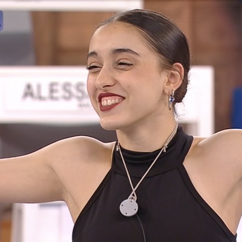 moootobaby's tweet photo. “Mi scusi per il disagio”😂😂
#Amici20 https://t.co/gq4GHnI70K