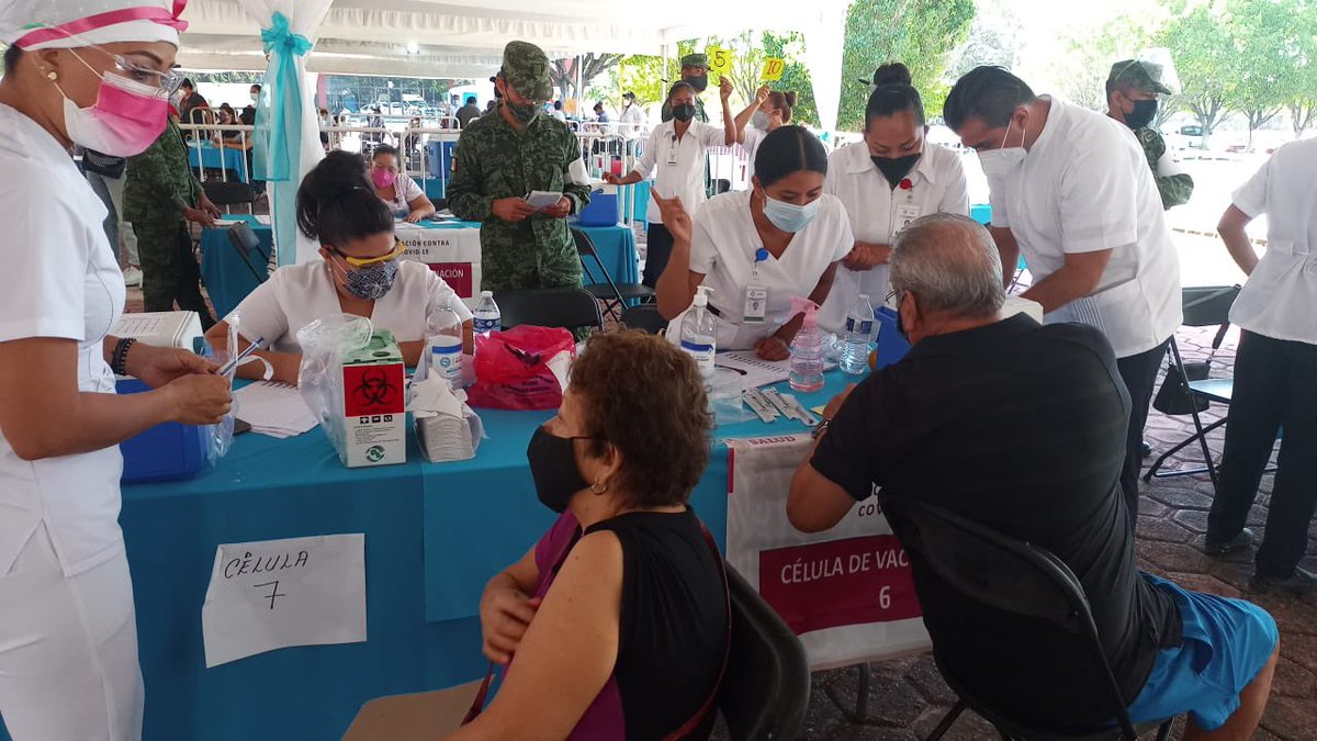 HectorAstudillo's tweet photo. Durante este día viernes 26 de marzo continúa la aplicación de vacunas para adultos mayores residentes en Iguala cuyos apellidos paternos comiencen en las letras: “P”, “Q” y “R”. Reiteramos nuestro llamado a respetar el orden. https://t.co/rzViWKYoMs