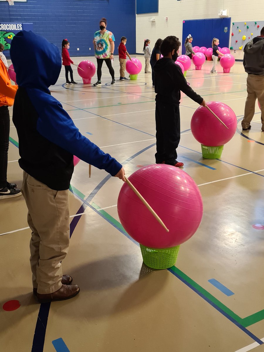 CoolidgeCrocs's tweet photo. Drumming in 1st Grade @CoolidgeCrocs #crocnation https://t.co/qeriSUjF3Z