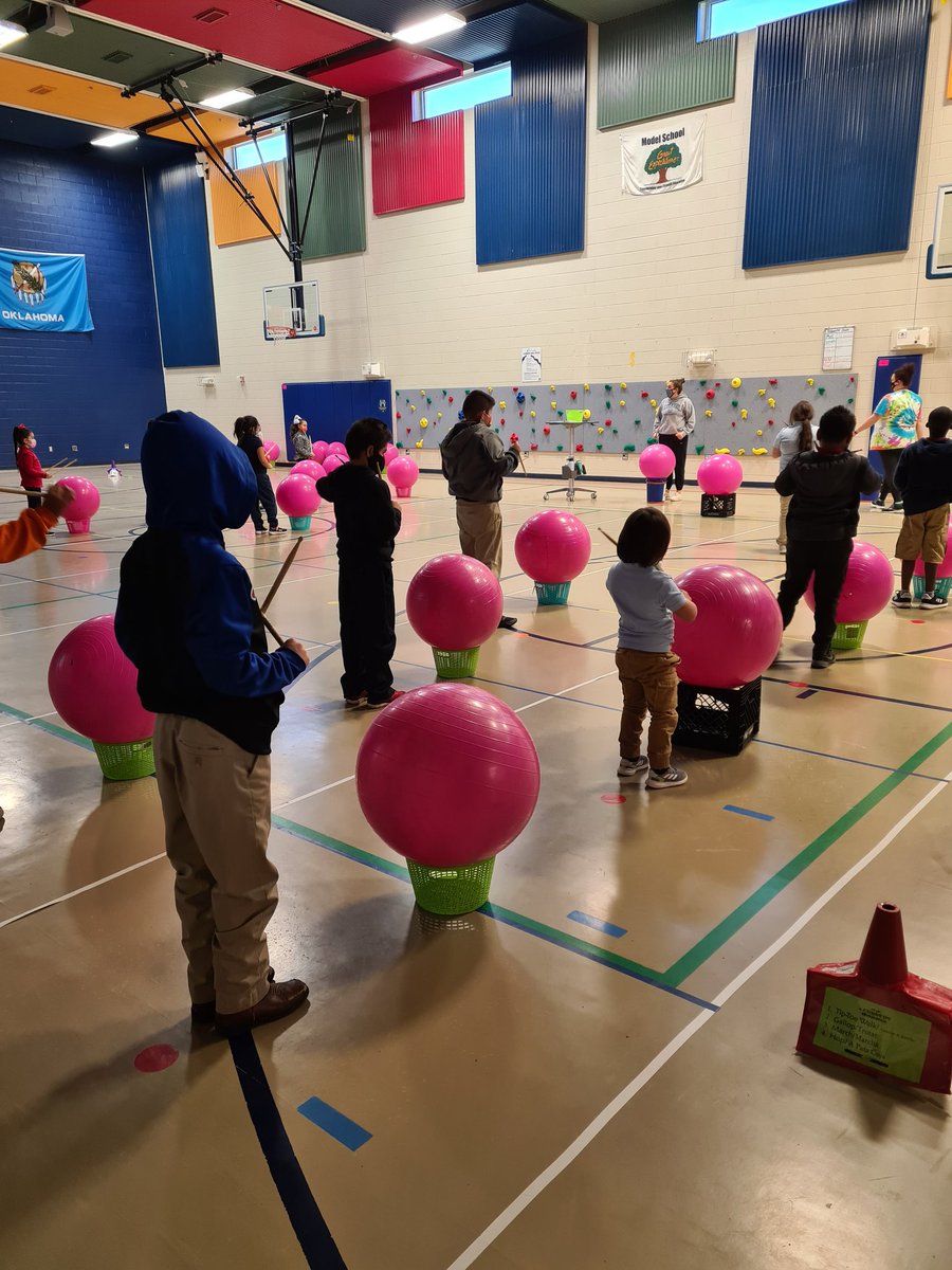 CoolidgeCrocs's tweet photo. Drumming in 1st Grade @CoolidgeCrocs #crocnation https://t.co/qeriSUjF3Z