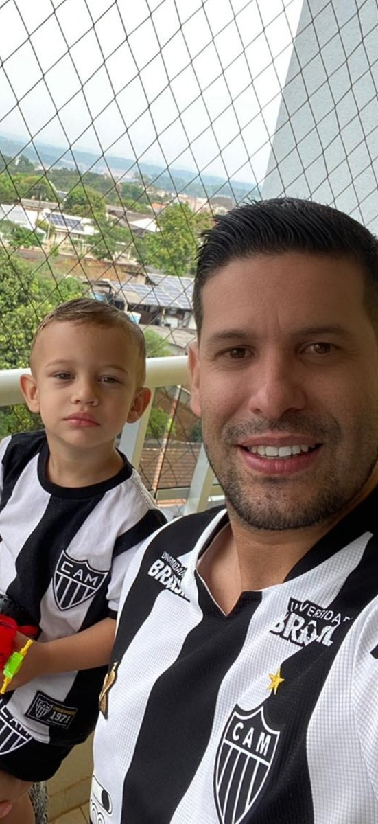 Ft_Bruno's tweet photo. Parabéns meu menino. 3 anos do maior presente que Deus me deu! Papai te ama. #MeuGui ❤️🙏🏼🐔 https://t.co/W0dSeurjNI