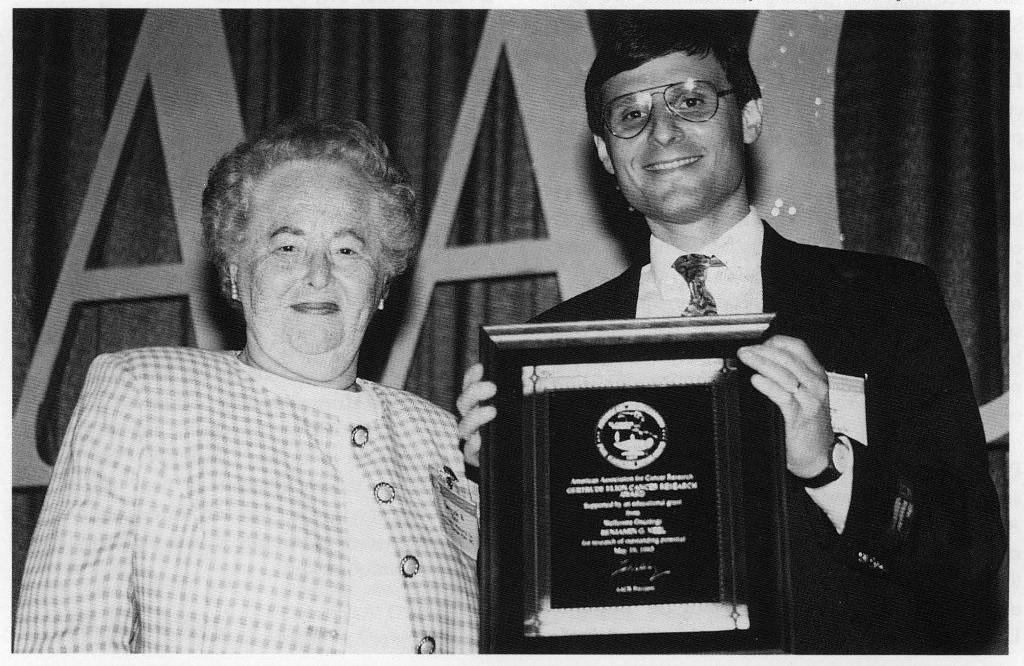 AACR on X: "March is #WomensHistoryMonth: AACR past-president (1983-84) Gertrude B. Elion, DSC (hc), shared the 1988 Nobel Prize in Physiology or Medicine for her discoveries of numerous anticancer agents. Since 1993,