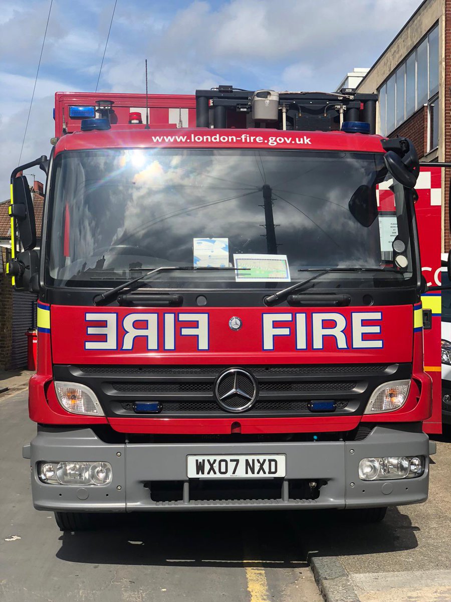 Big Red Box (LYN) tweet media