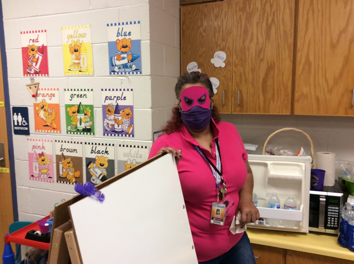 R1Sped's tweet photo. @R1Sped  #R1SEL #R1SOSCUnified #SOSCUnified @GreenviewElem https://t.co/9LVsXwWqXQ