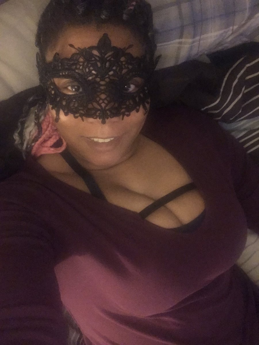 Ms69kitty's tweet photo. #HappyInternationalWomensDay #HappyFriday https://t.co/CicJFgFBPr