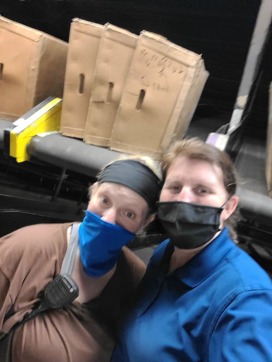 DunkleyRoz's tweet photo. Greensboro Preload recognition Friday #wedontplayaround https://t.co/bBFH4TQlqg
