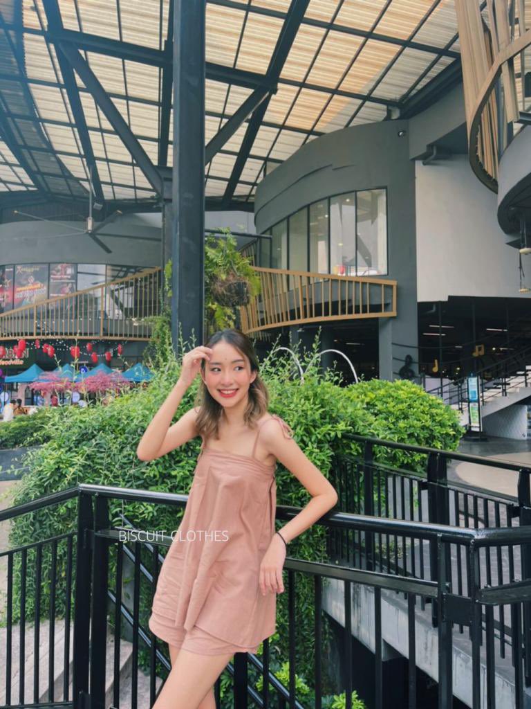 เสื้อผ้าน่ารักส่งฟรีทั้งร้าน💕 tweet media