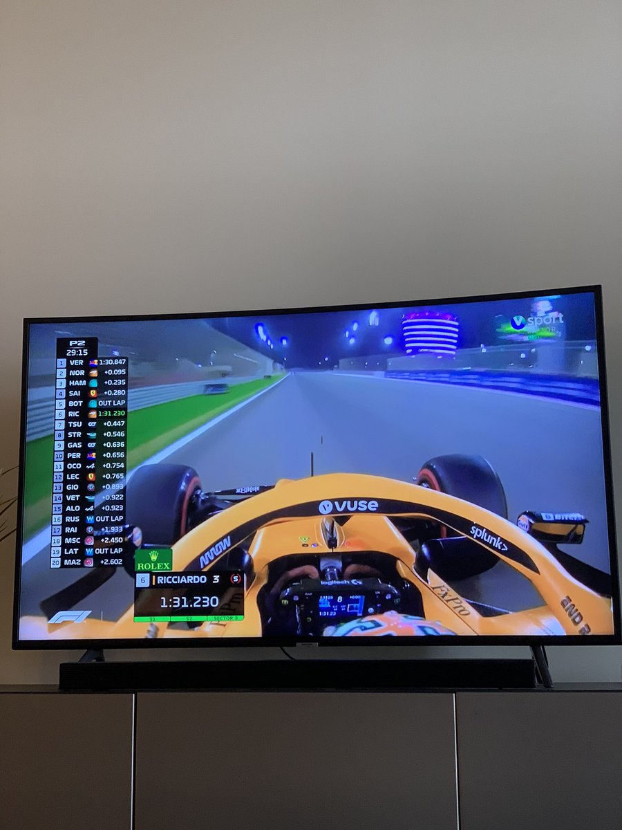 Ericsson_Marcus's tweet photo. Top 15 within 0.92 sec 🤩🥳🤩🥳

Hallelujah moment! This could be the best @F1 season in a long long time! Let’s hope it continues like this! 

Overanalysing FP2 ✅😂

#BahrainGP #FP2 https://t.co/ZUNnFLa3wi