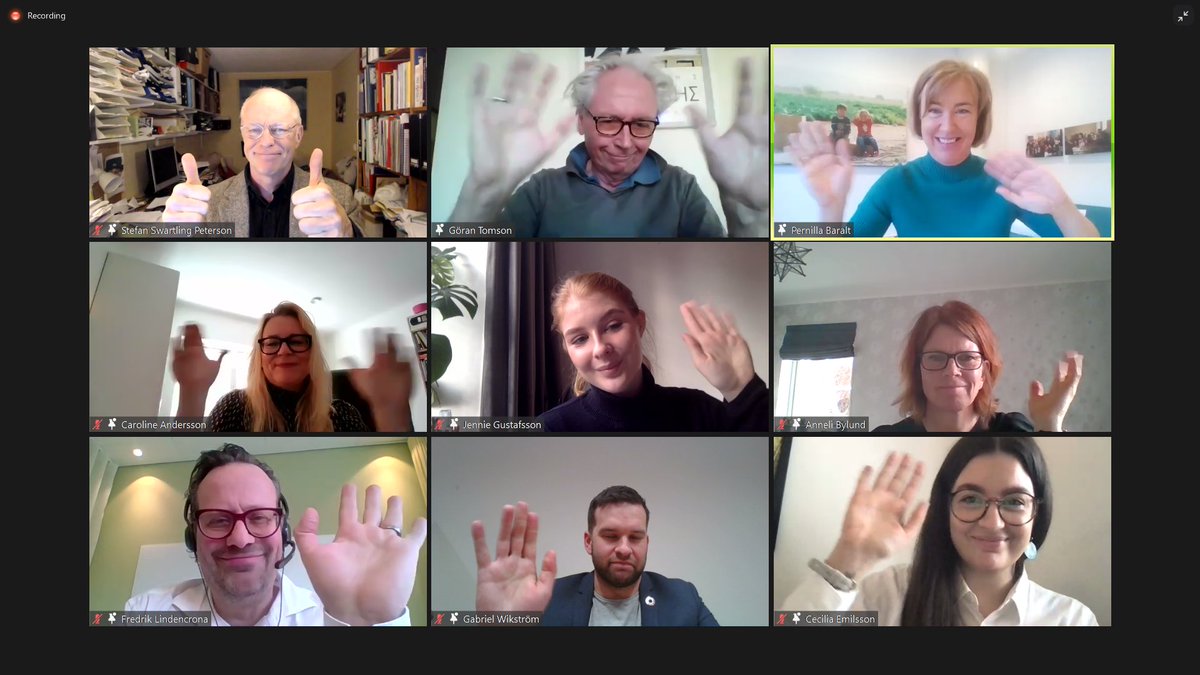 Avslutar arbetsveckan med att moderera ett inspirerande seminarium om hur svenska aktörer bättre kan samverka för att stärka barns hälsa och välmående efter #COVID19. Dags att prioritera och investera i barn och barns välmående. #BuildBackBetter