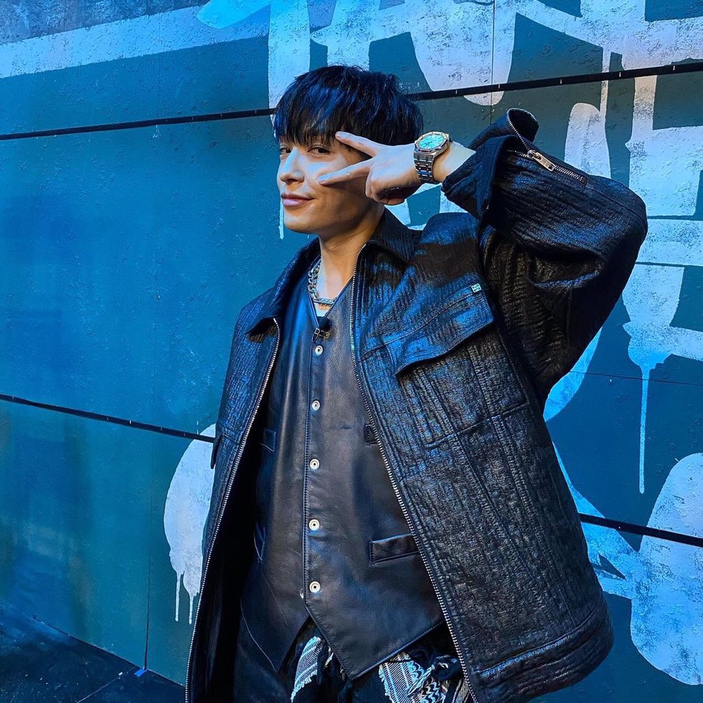 longlivesndc's tweet photo. If you stop scrolling when you see this, I hope you won’t mind to spread the words. It’s Simon D, expecting lots of fun and friendly conversations. But, shoot, I have none to talk with since I’m just coming forth. Please help me retweet or drop a query for a friendship. https://t.co/voS9nzMtI6