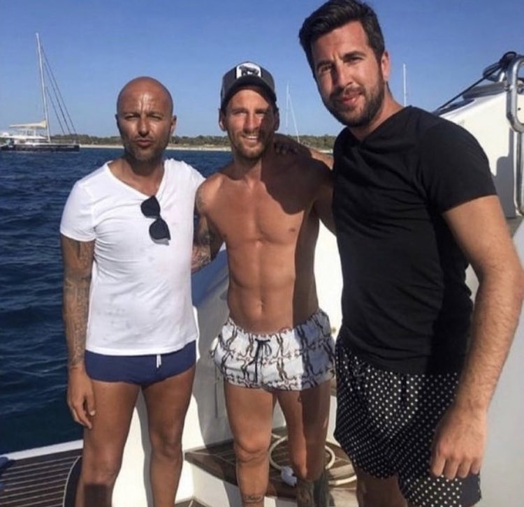 انريكي ريكلمي🚨: المرشح للرئاسة ريال مدريد و مُنافسة بيريز  ، صديق ميسي ! 🤯