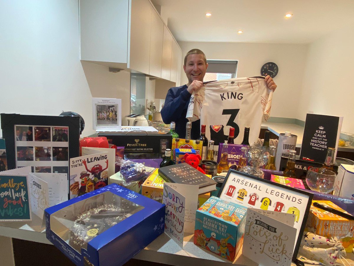 historykingj's tweet photo. What an unbelievable last day @StewardsAcademy. For the last 12 years I’ve worked with such incredible people. The pupils are an absolute credit to the town I call home. Particularly the super Year 11s who decorated my room and were so generous with their leaving gifts. https://t.co/bk0Ggc2RSq