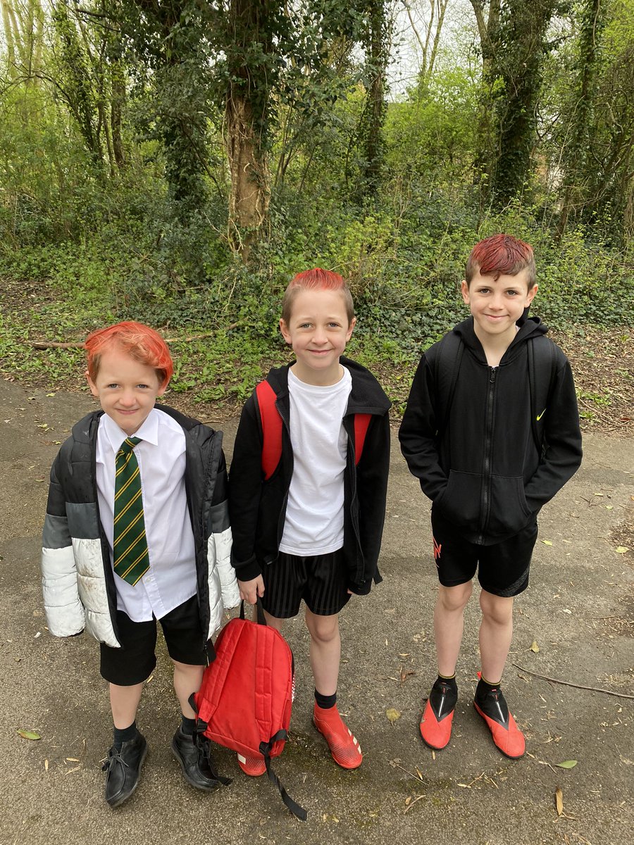 Ellz81's tweet photo. Bit late in the day, but taken this morning for crazy hair day! @LockiesCPS #AutismAwareness https://t.co/26XhRcZYnF