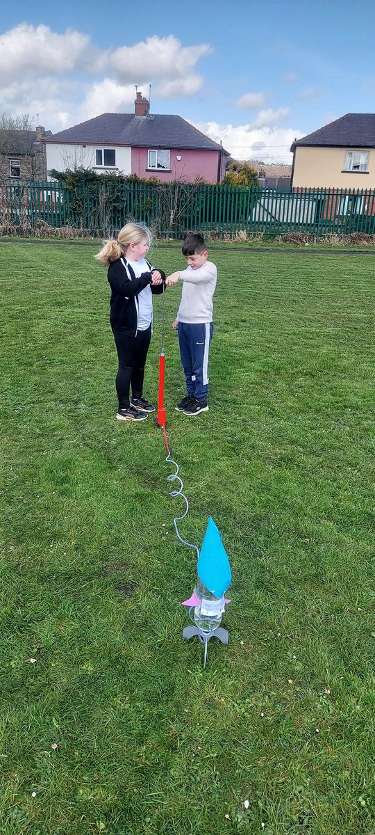 4BT_HCA's tweet photo. Launching our water bottle rockets. We had lots of fun learning about aerodynamics and water pressure.
#science #wearestar https://t.co/RnkURkYRvF