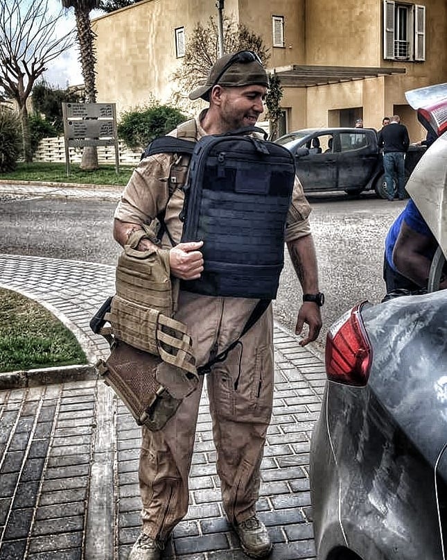 WarriorAssaultS's tweet photo. Recognise that........
Packed for another day...
#medic #tacmed #paramedic #tccc #tecc #racfa #etcc #grizzly #deployed #ops #operational #eod #iedd #work #packed ( #📷 @grizzly_medic ) https://t.co/re29lWjbds
