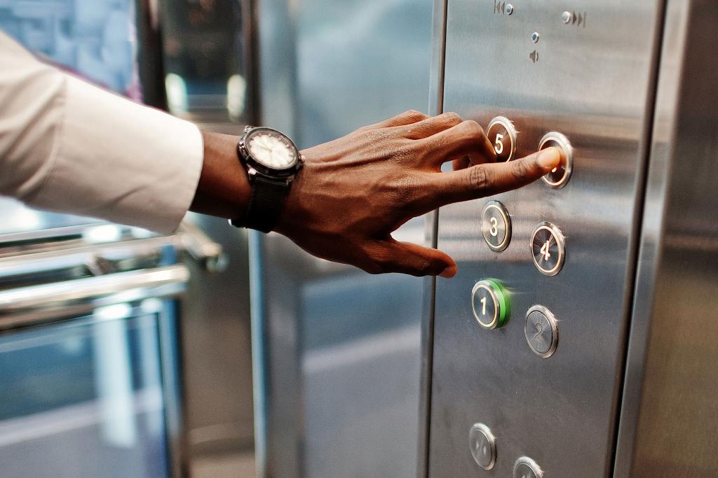 WebMD's tweet photo. Going up? Your risk of infection is if you touch an elevator button and then put your hand near your eyes, nose, or mouth. One study showed that more than a third of elevator buttons are home to E. coli and MRSA, an antibiotic-resistant bacteria. https://t.co/KL10bqdBoC https://t.co/Upiitrb5Gl