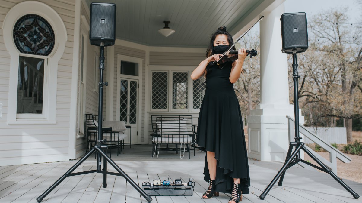 TheJBLpro's tweet photo. "Live performances are rare these days and the EON ONE Compact makes it possible and so easy!” Shoutout to violinist Grace Youn for continuing to share how #JBLPro has helped elevate her outdoor gigs!

Discover more about the #EONONECompact here: https://t.co/guFtNmKBaB https://t.co/rJgJLjq4aI