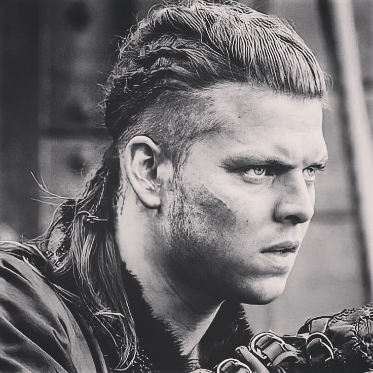 just4vikings's tweet photo. Cripple but LEGEND!
#ivar https://t.co/UJwjvMC9Iu