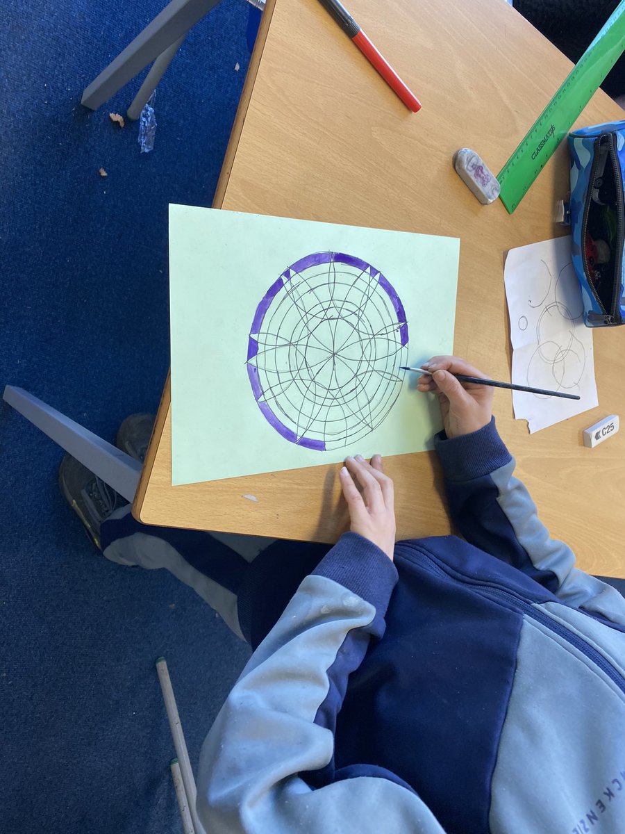 MayfieldPS's tweet photo. After working with circles in maths this week, P6/7 ended the week continuing to develop their compass skills by creating Mandalas. #CreativeCarys #FocusedFred https://t.co/JyqW2CH2XT
